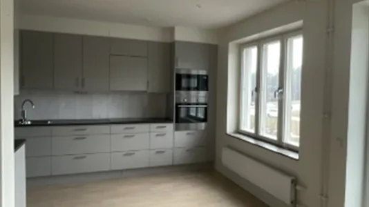 Lägenheter i Järfälla - foto 2