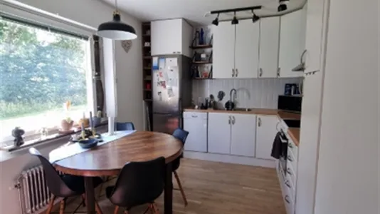 Lägenheter i Huddinge - foto 1