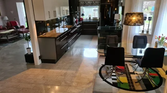 Hus i Österåker - foto 2