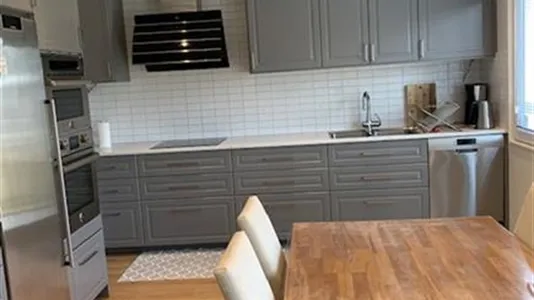 Hus i Botkyrka - foto 1