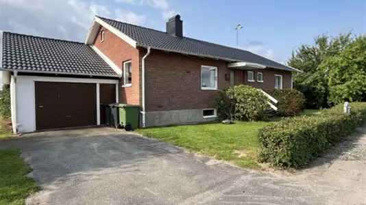 Hus i Alingsås - foto 1