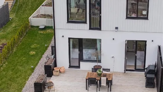 Lägenheter i Huddinge - foto 2