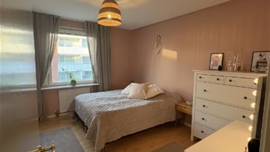 Lägenheter i Sollentuna - foto 5