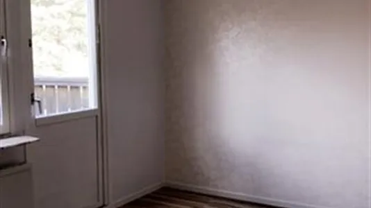 Hus i Botkyrka - foto 7