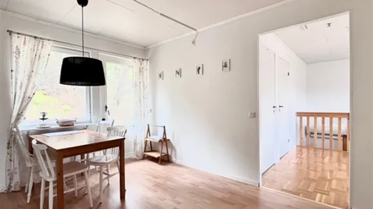 Hus i Botkyrka - foto 4