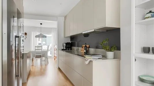 Hus i Upplands Väsby - foto 12