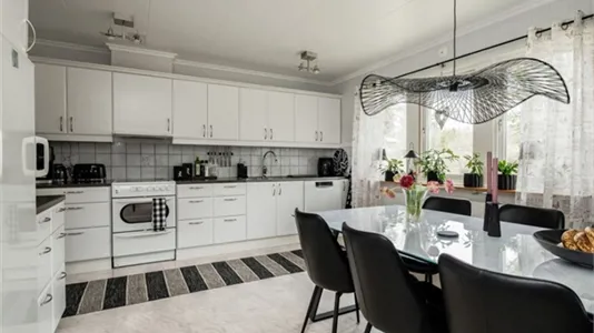 Hus i Hudiksvall - foto 1