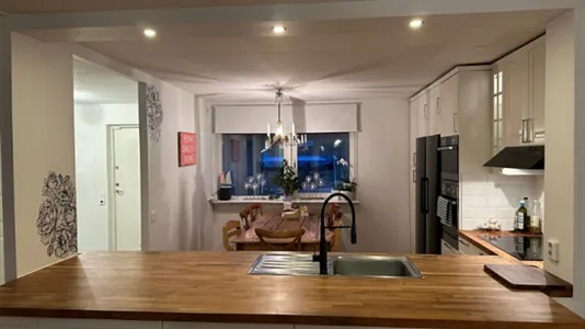 Hus i Mölndal - foto 1