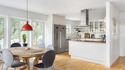 Hus i Enköping - foto 1