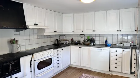 Hus i Ekerö - foto 2