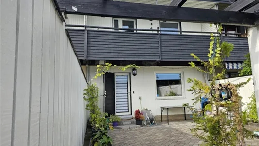 Hus i Haninge - foto 1