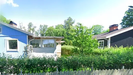 Hus i Angered - foto 1