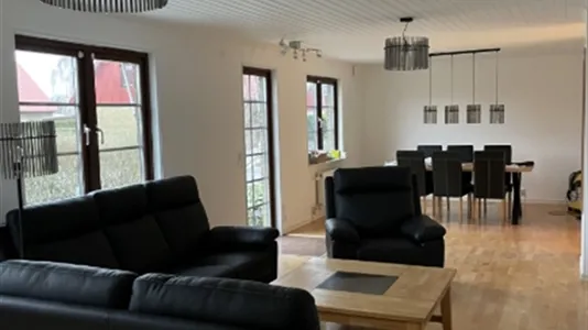 Hus i Fosie - foto 2