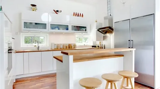 Hus i Tyresö - foto 13