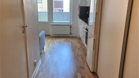 Lägenheter i Botkyrka - foto 4