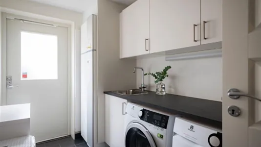 Hus i Upplands Väsby - foto 11