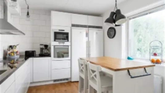 Hus i Askim-Frölunda-Högsbo - foto 2
