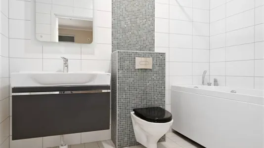 Hus i Botkyrka - foto 9