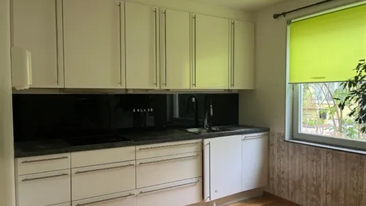 Hus i Västerort - foto 1