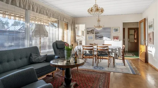 Hus i Södertälje - foto 1