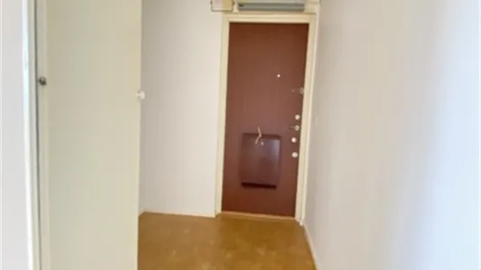 Lägenheter i Botkyrka - foto 4