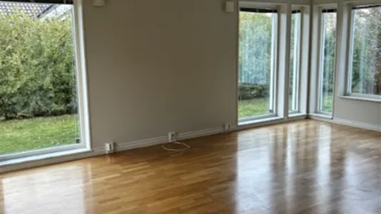 Hus i Värmdö - foto 3