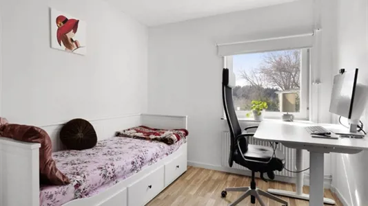 Hus i Upplands Väsby - foto 2