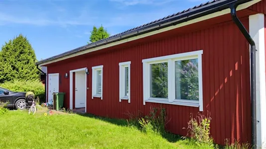 Hus i Skinnskatteberg - foto 1