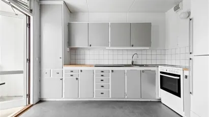 Vällingby - 1rok - 12mån - 10.350kr/mån