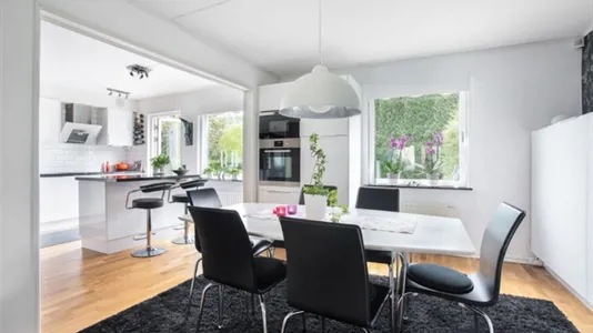 Hus i Järfälla - foto 3