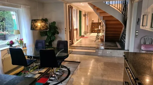 Hus i Österåker - foto 3