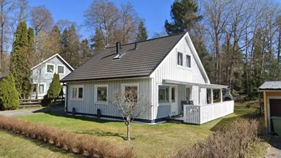 Västerhaninge - 5rok - 6mån - 17.250kr/mån