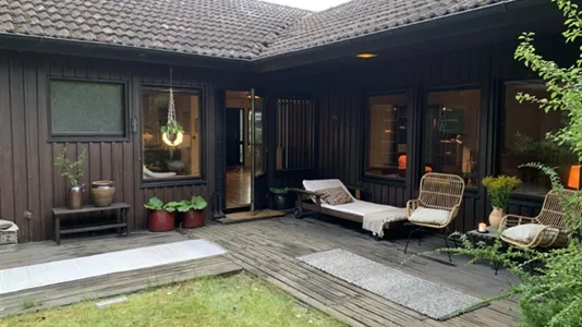 Hus i Ekerö - foto 1