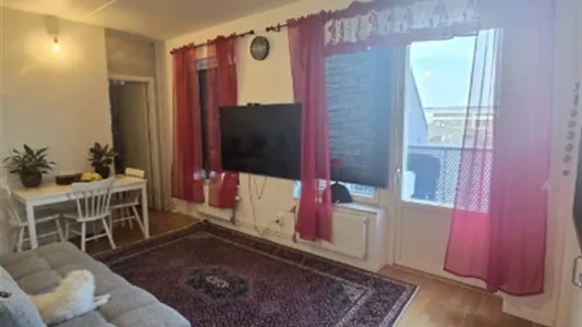 Lägenheter i Botkyrka - foto 1