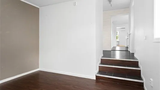 Hus i Kungsör - foto 4