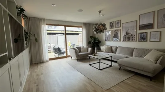 Hus i Österåker - foto 1