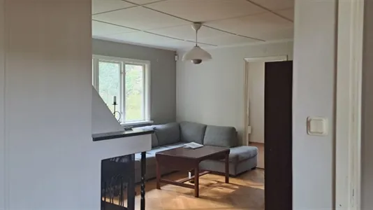 Hus i Botkyrka - foto 1