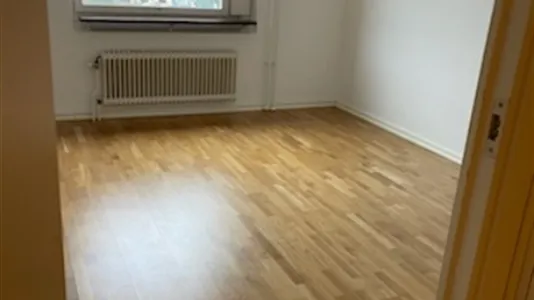 Lägenheter i Huddinge - foto 2