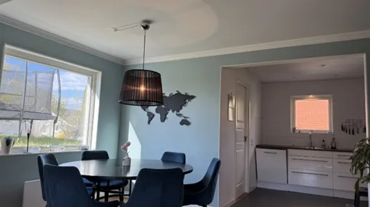 Hus i Huddinge - foto 1