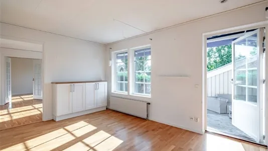 Hus i Upplands Väsby - foto 6