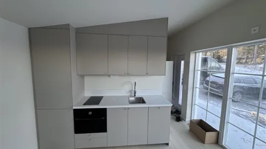 Lägenheter i Huddinge - foto 1