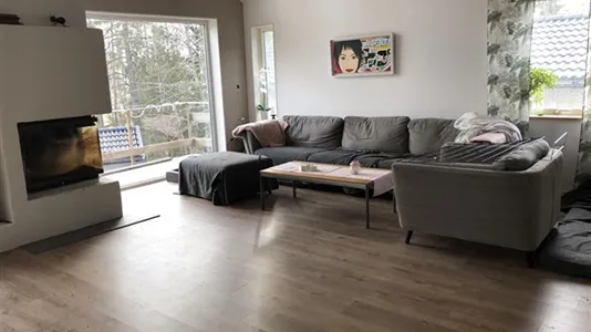 Hus i Haninge - foto 1