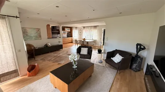 Hus i Täby - foto 3