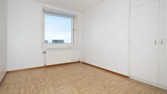 Lägenheter i Järfälla - foto 1