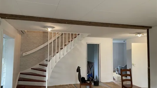 Hus i Lindesberg - foto 1