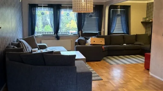 Hus i Surahammar - foto 9