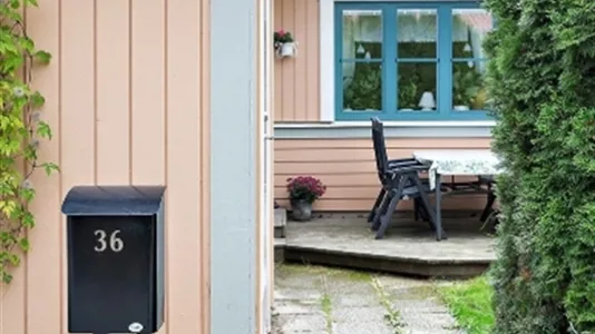 Hus i Botkyrka - foto 2