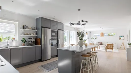 Hus i Tyresö - foto 7