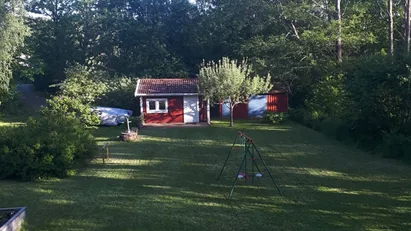 Mysigt 1-planshus med loft i Kolhättan