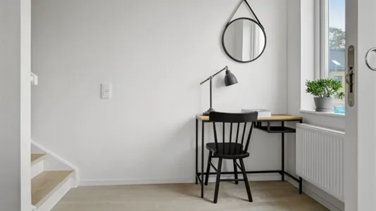 Hus i Upplands Väsby - foto 2